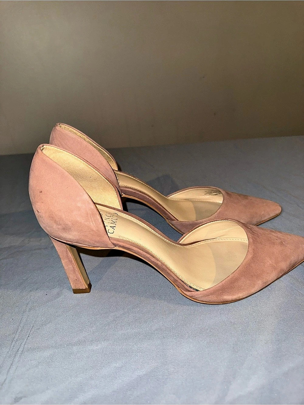 Vince Camuto Pointed-Toe Pumps in Pink sz8.5